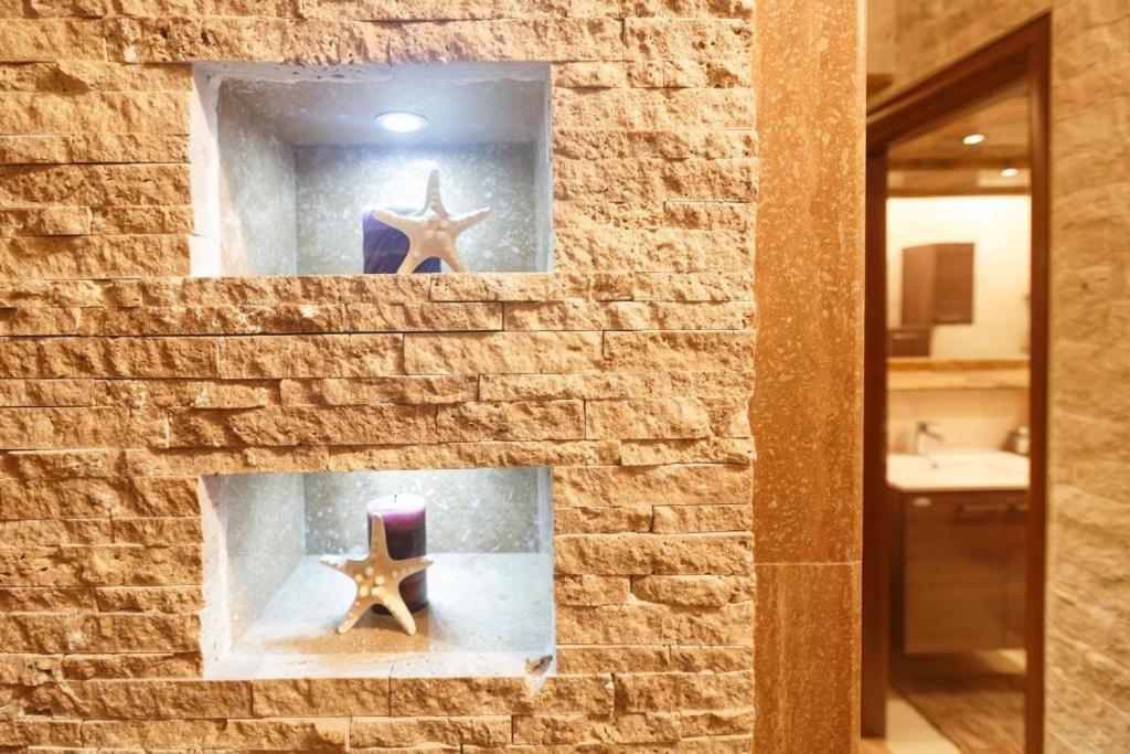 Luxury Apartments Near Bacvice Beach スプリト エクステリア 写真