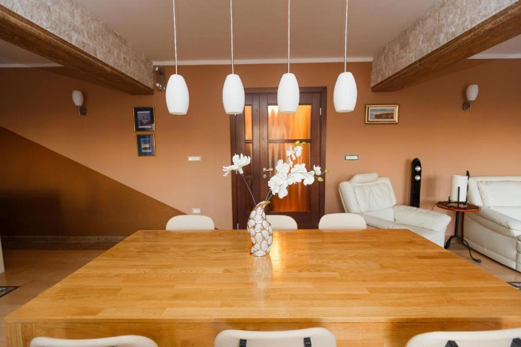 Luxury Apartments Near Bacvice Beach スプリト エクステリア 写真