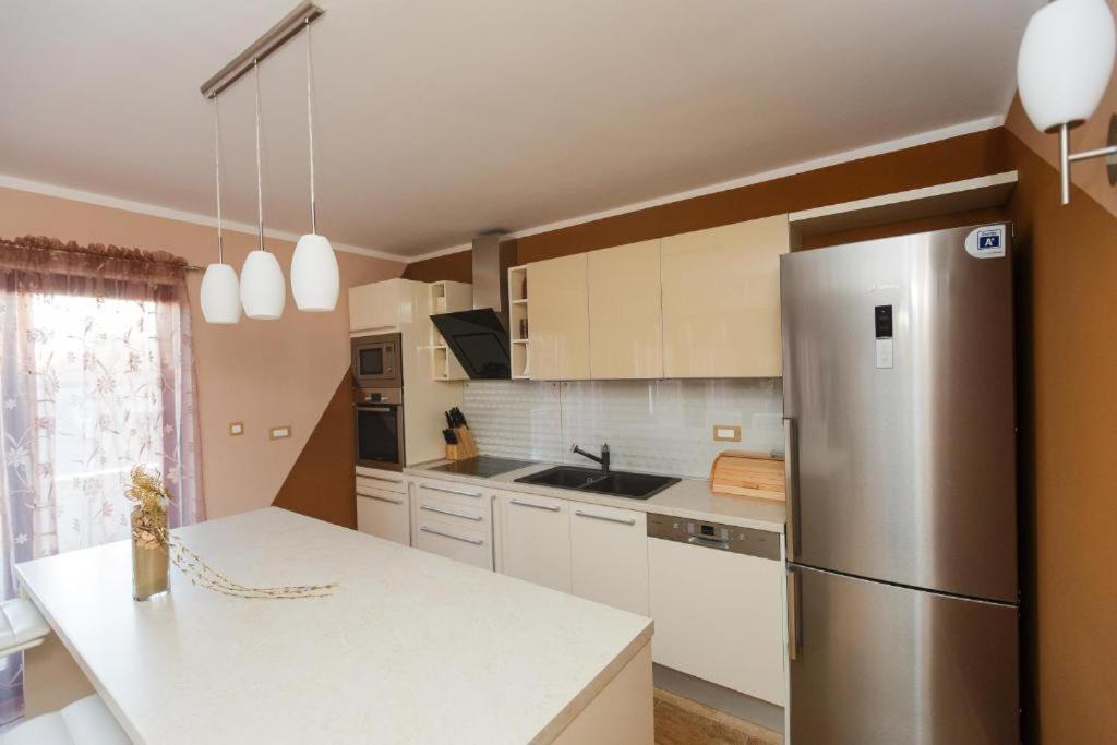 Luxury Apartments Near Bacvice Beach スプリト エクステリア 写真
