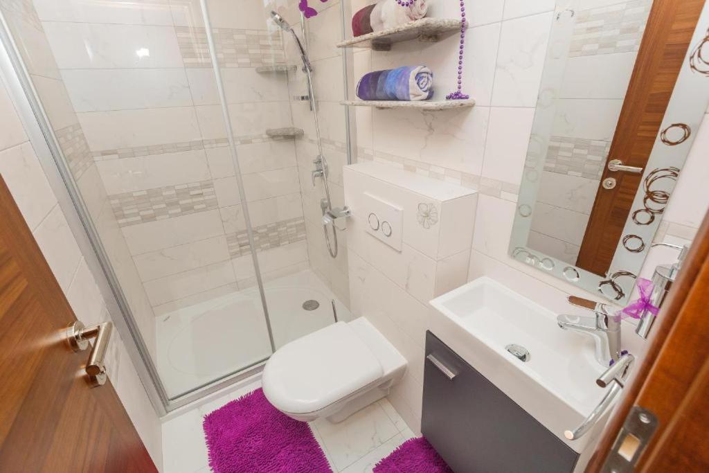 Luxury Apartments Near Bacvice Beach スプリト エクステリア 写真
