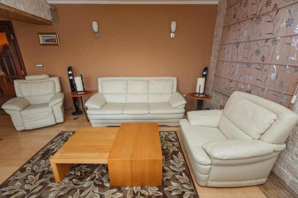 Luxury Apartments Near Bacvice Beach スプリト エクステリア 写真